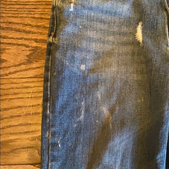 Boys 16 Jeans Purposely distressed. - Picture 3 of 3